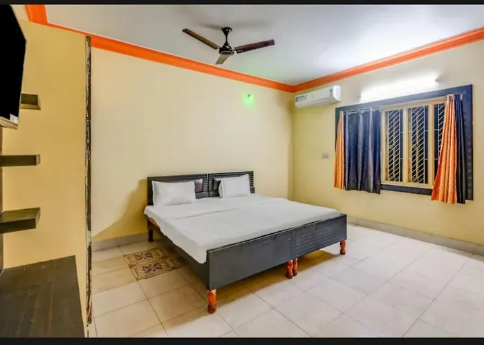 Hotel Moon Puri - Chakra Tirtha Road Near Niladri Beach Best Choice Of Travellers By Morservices