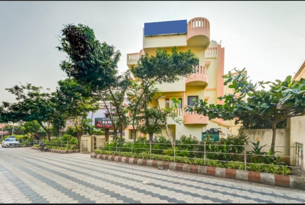 Hotel Moon - Chakra Tirtha Road Near Niladri Beach Best Choice Of Travellers By Morservices Puri