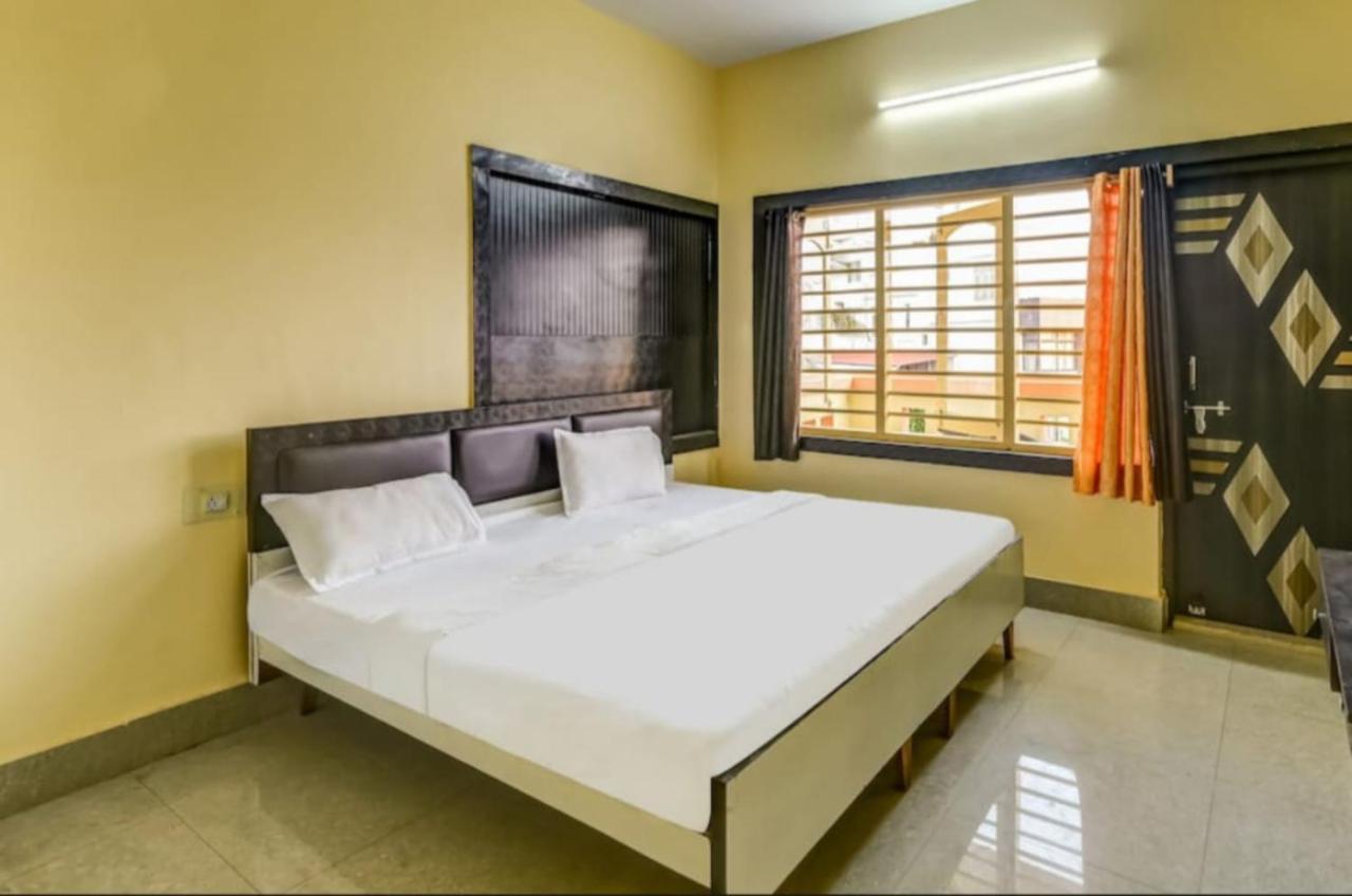 Hotel Moon - Chakra Tirtha Road Near Niladri Beach Best Choice Of Travellers By Morservices 3*