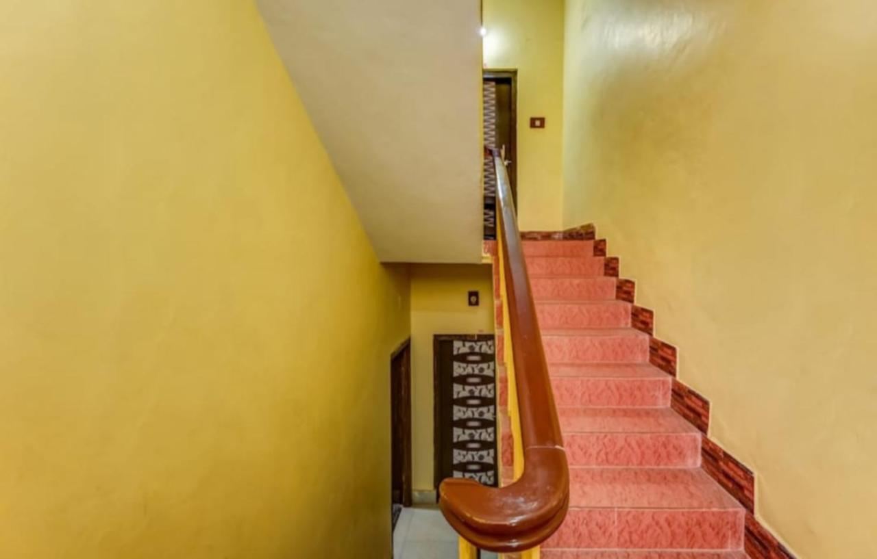 Hotel Moon - Chakra Tirtha Road Near Niladri Beach Best Choice Of Travellers By Morservices