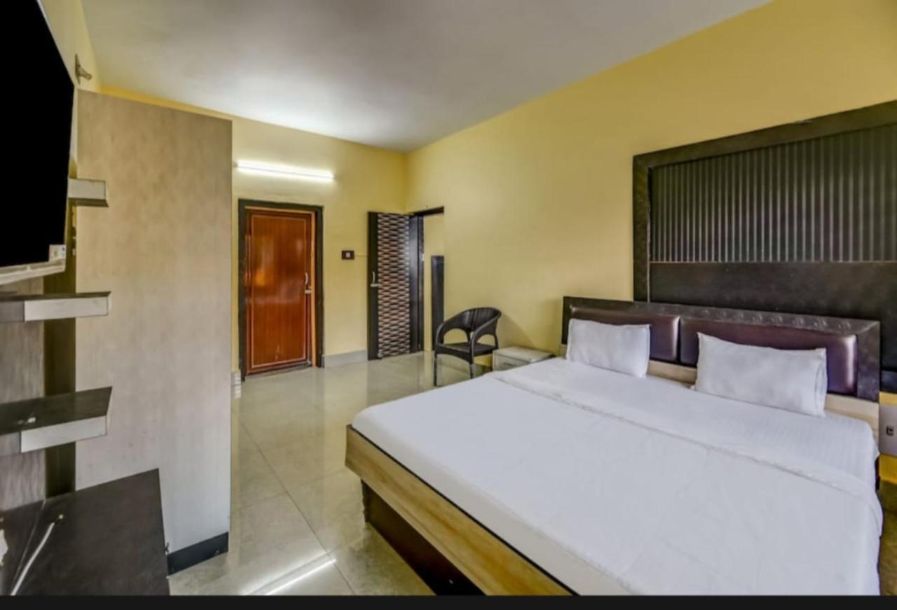 Moon - Chakra Tirtha Road Near Niladri Beach Best Choice Of Travellers By Morservices