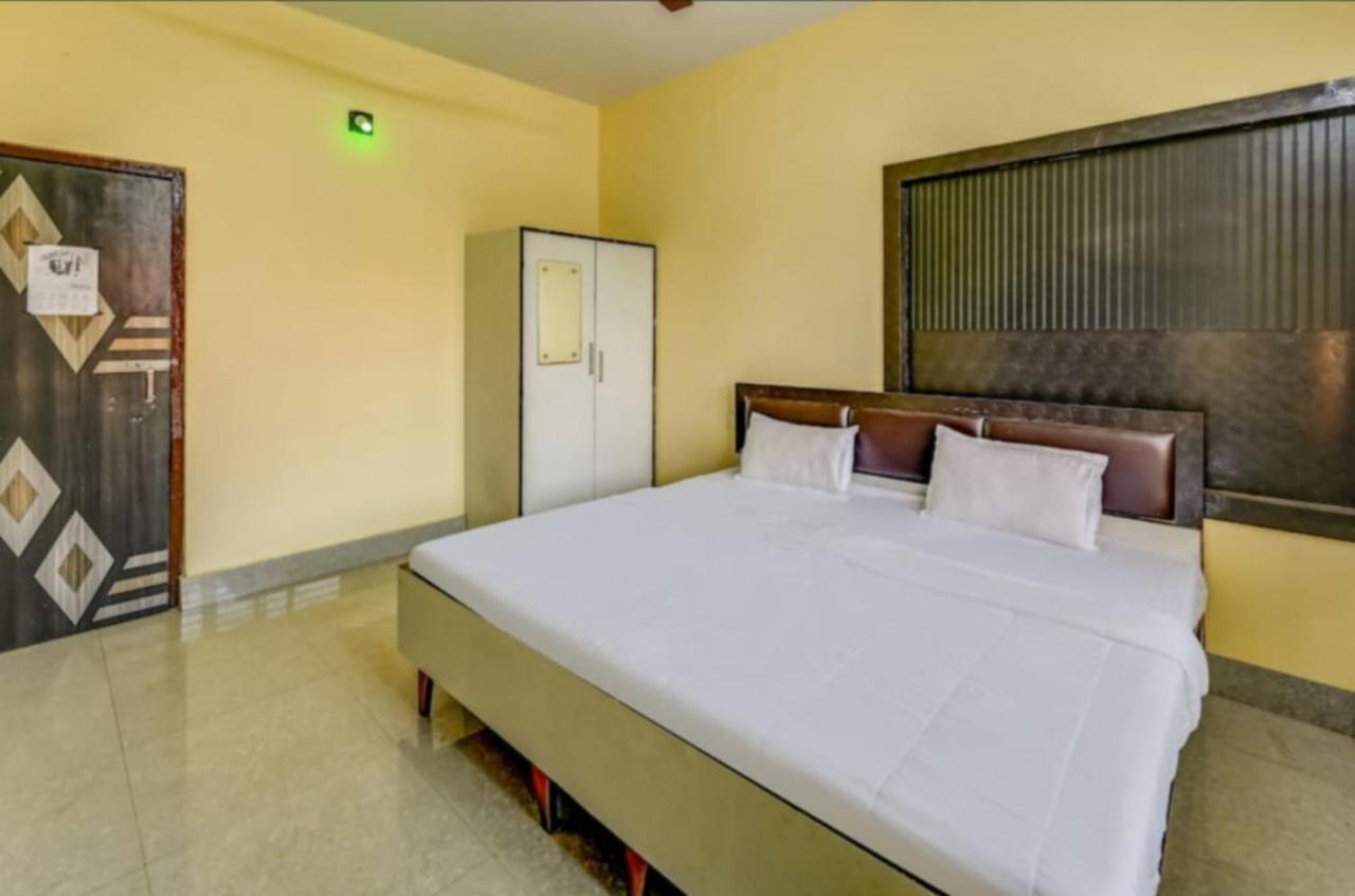 Moon - Chakra Tirtha Road Near Niladri Beach Best Choice Of Travellers By Morservices 3*
